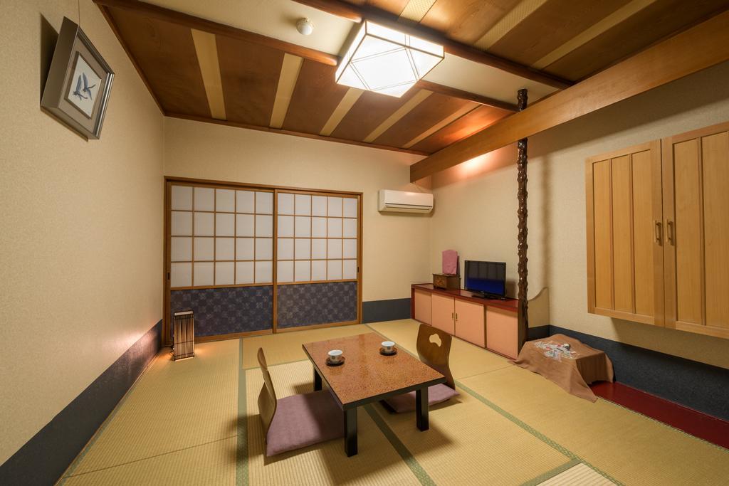 Bansuitei Ikoiso Sendai Buitenkant foto